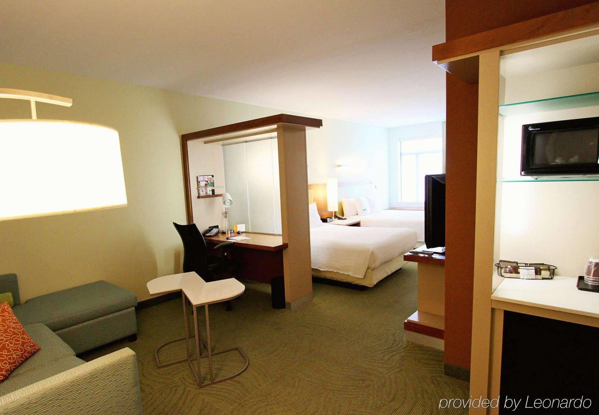 Springhill Suites By Marriott Cincinnati Midtown Exterior photo