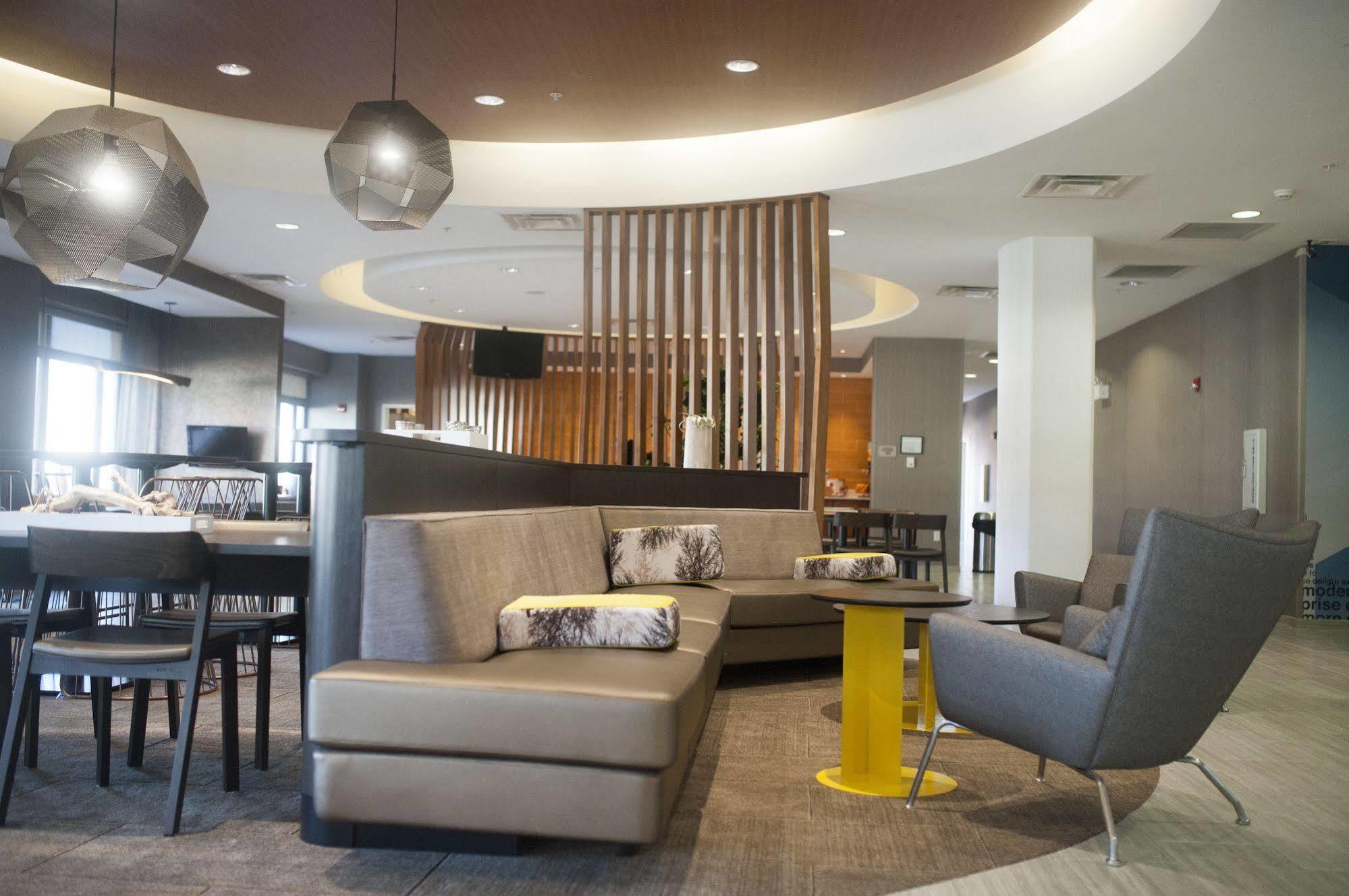 Springhill Suites By Marriott Cincinnati Midtown Exterior photo