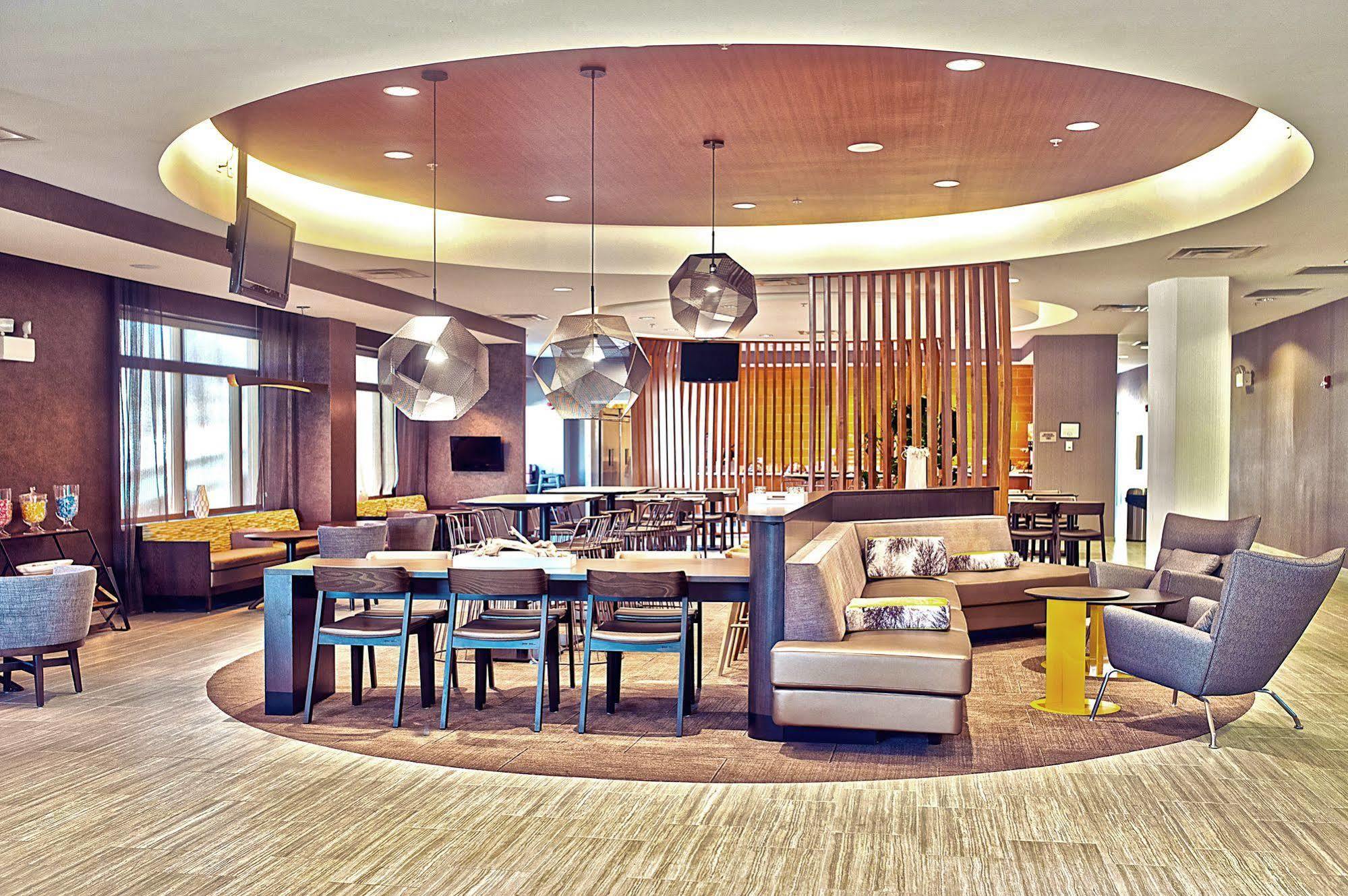 Springhill Suites By Marriott Cincinnati Midtown Exterior photo